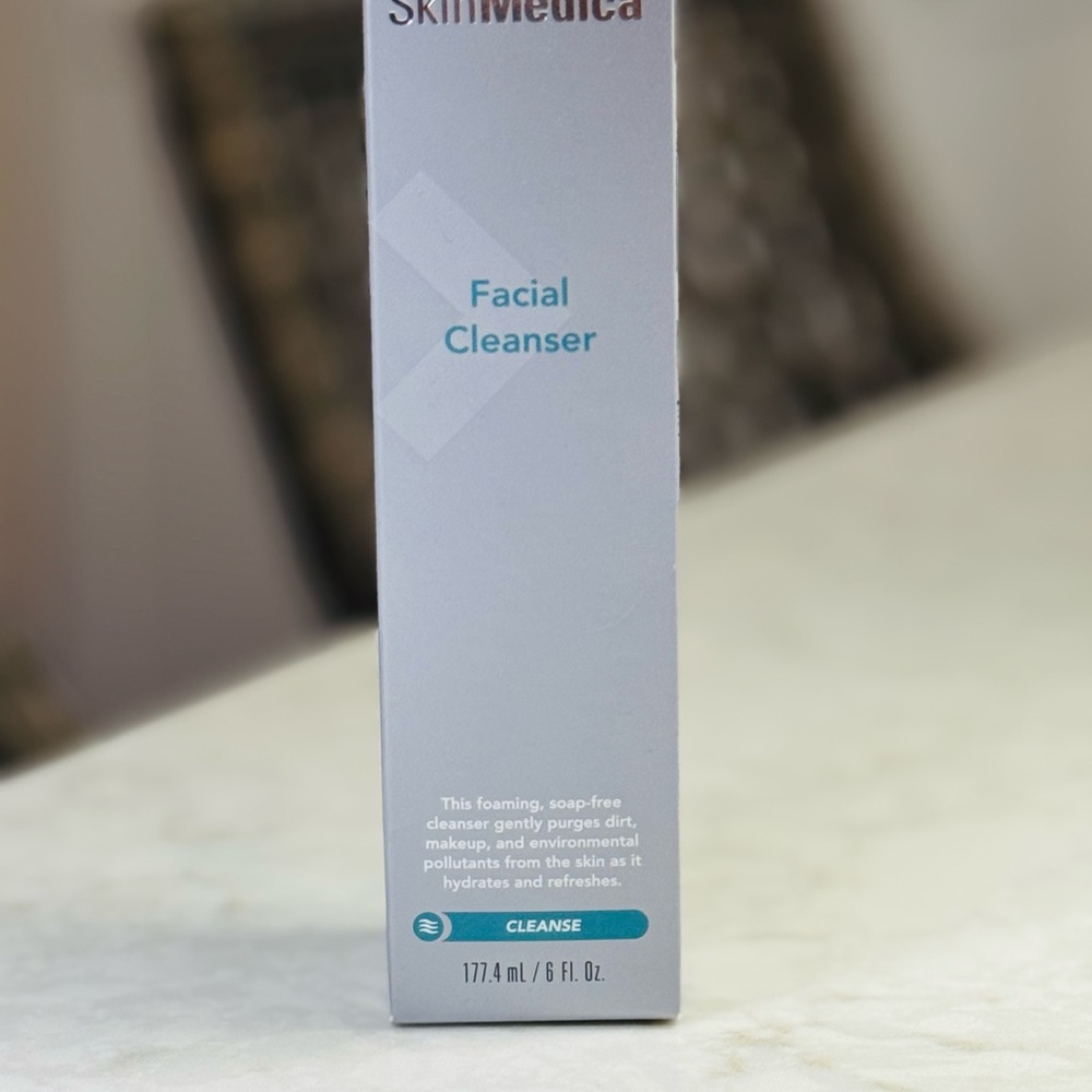 SkinMedica Facial Cleanser - White